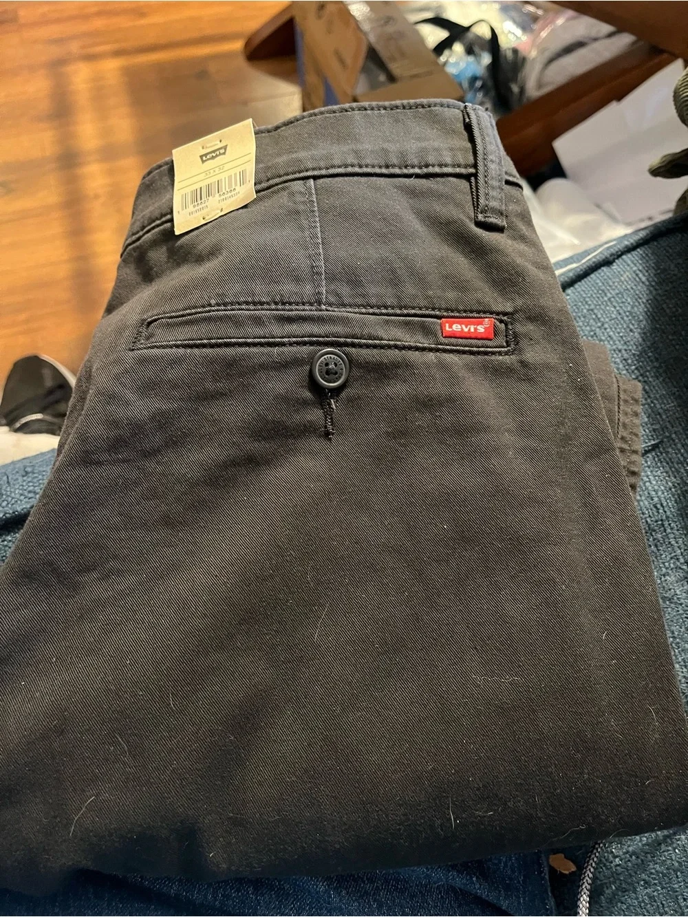 Levi's  chino XX Men's Black Straight Chinos 33x32